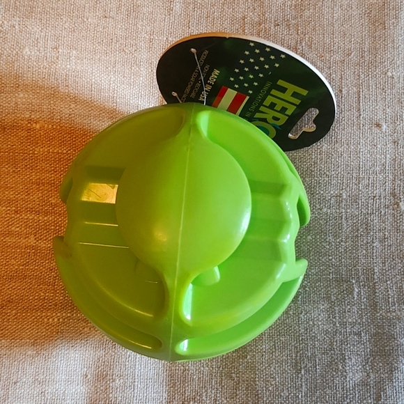 PETS: HERO Green Dog Toy Ball - Picture 7 of 7